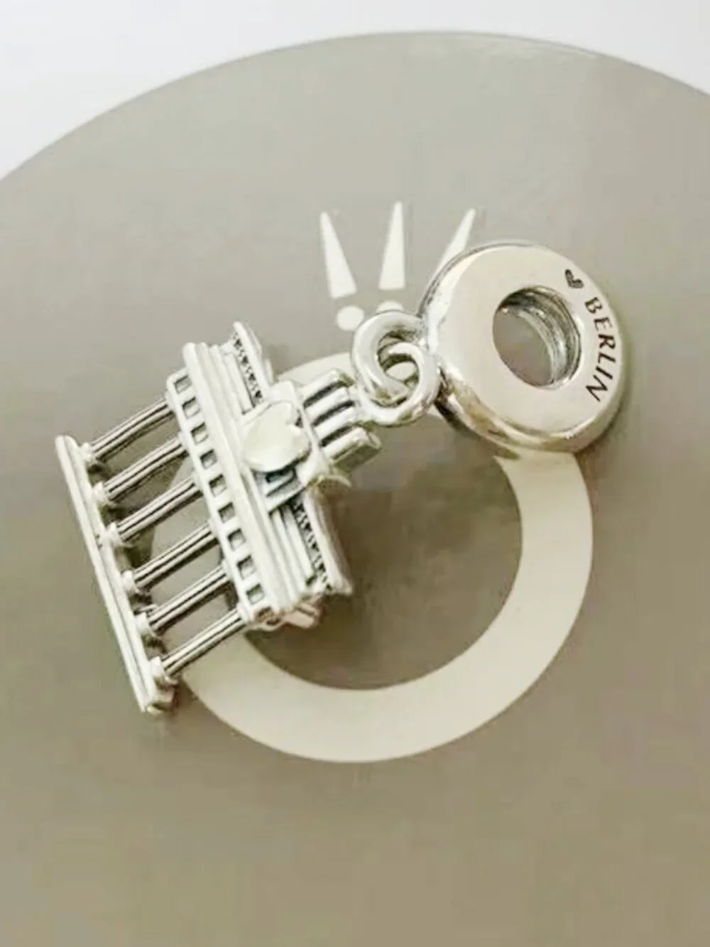 Pandora Brandenburg Gate Berlin Charm